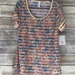 Lularoe classic tee